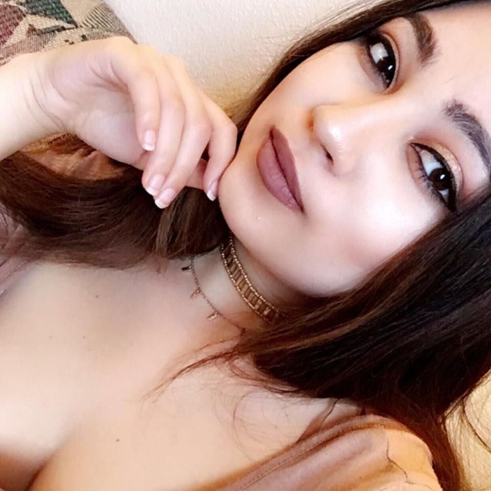 Meet your Posher, Angelique